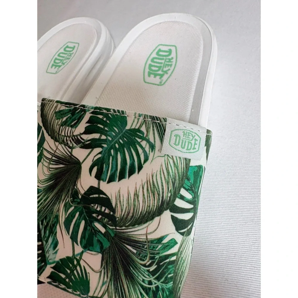 Hey Dude Chandler Youth Slides Size 1-2 Summerdendron New Tropical Palm Sandals
